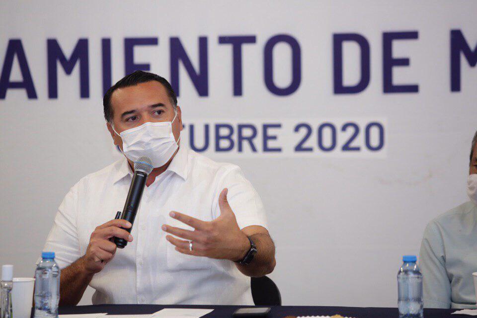  Renán Barrera abre mesa de análisis por inundaciones en Mérida